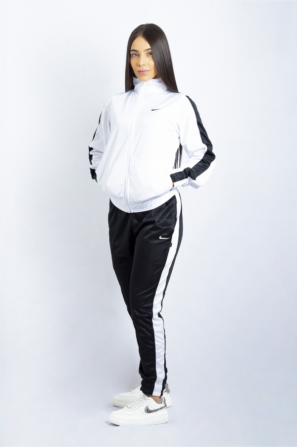 Conjunto NIKE Mujer NG/BL